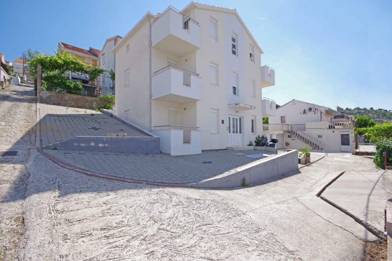 Irma Trogir Apartment ภายนอก รูปภาพ
