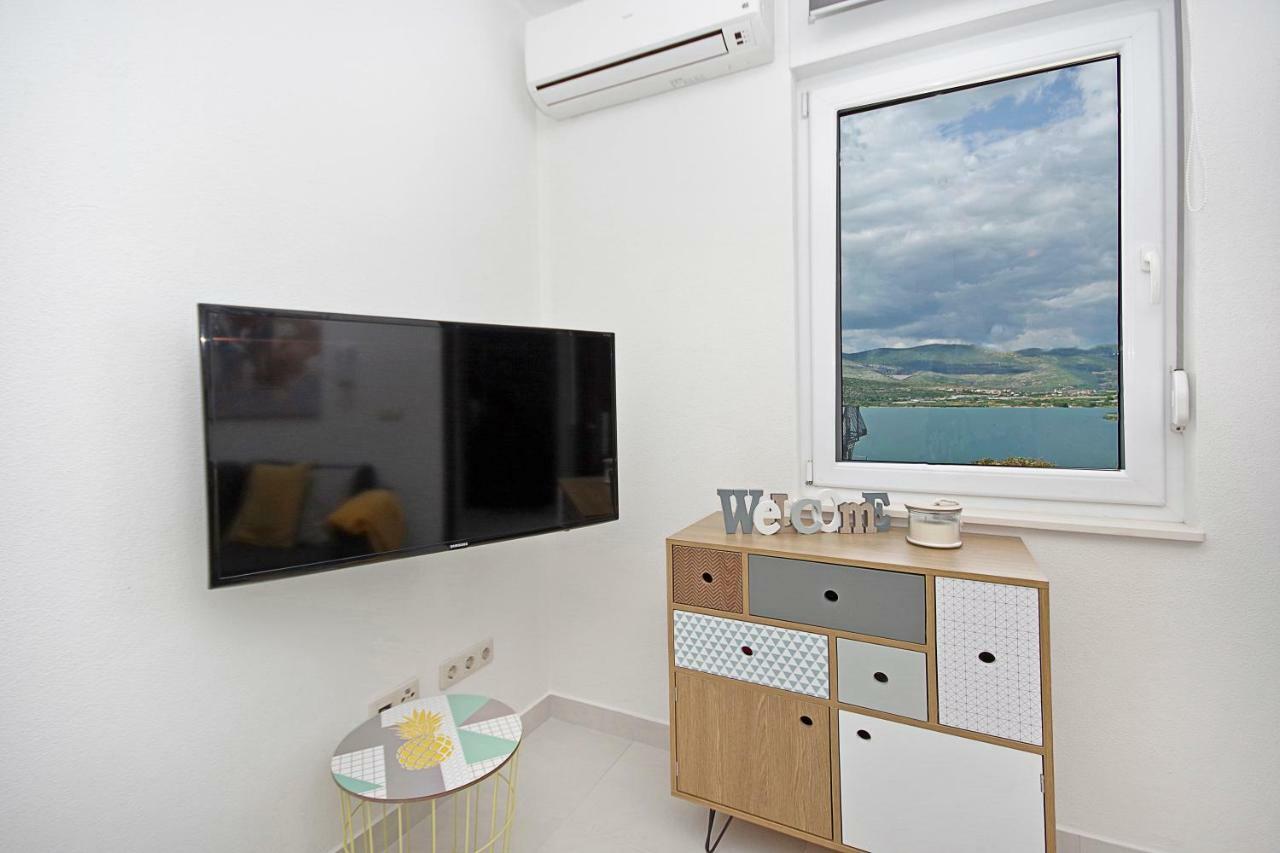 Irma Trogir Apartment ภายนอก รูปภาพ